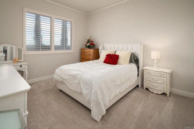7992 Paseo Esmerado, Carlsbad, CA 92009