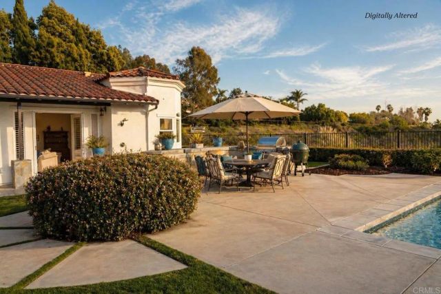 7992 Paseo Esmerado, Carlsbad, CA 92009