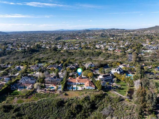7992 Paseo Esmerado, Carlsbad, CA 92009