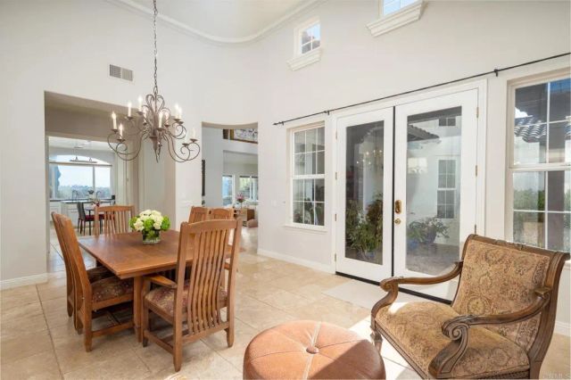 7992 Paseo Esmerado, Carlsbad, CA 92009