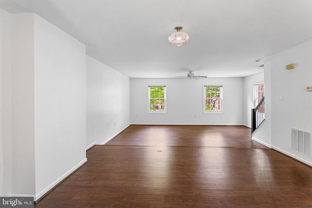 9348 MCCARTHY WOODS CT, Burke, VA 22015