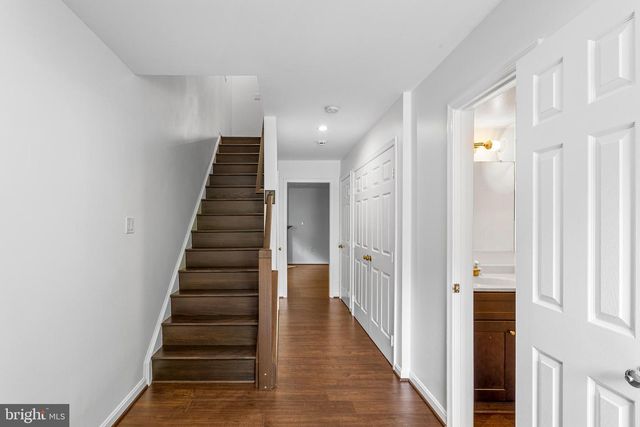 9348 MCCARTHY WOODS CT, Burke, VA 22015