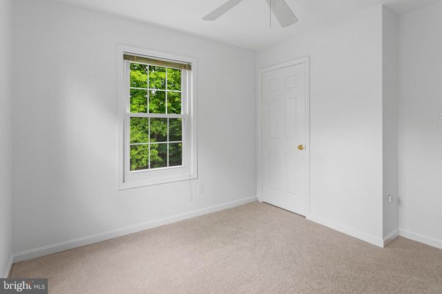 9348 MCCARTHY WOODS CT, Burke, VA 22015