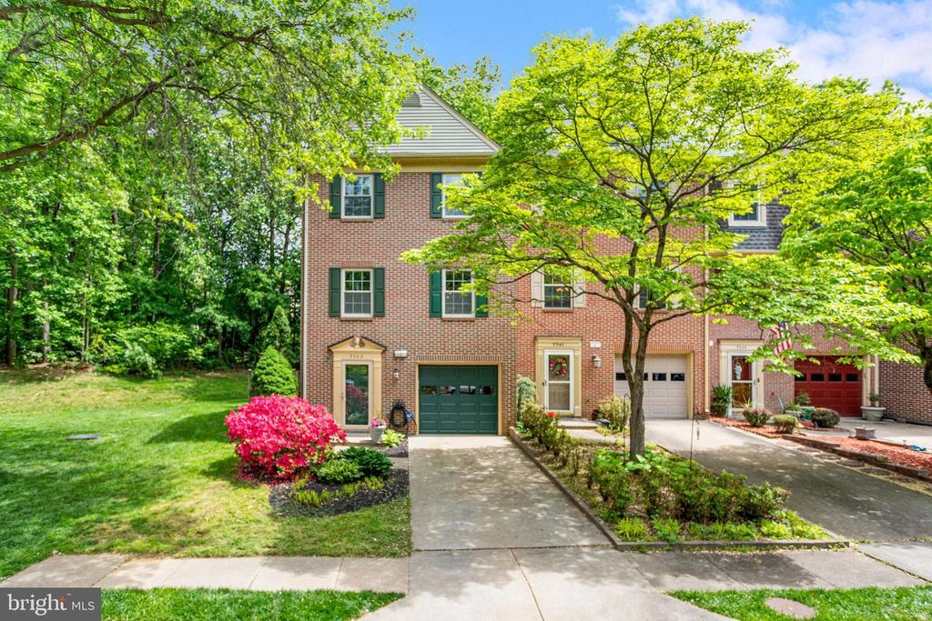 9348 MCCARTHY WOODS CT, Burke, VA 22015