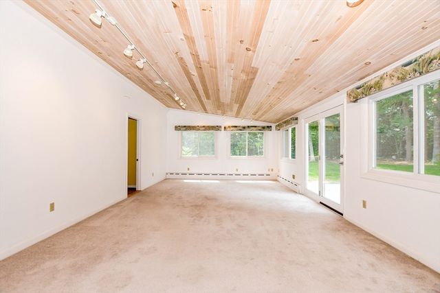 14 Crapo Street, Marion, MA 02738