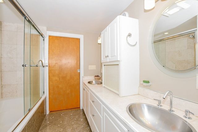 14 Crapo Street, Marion, MA 02738