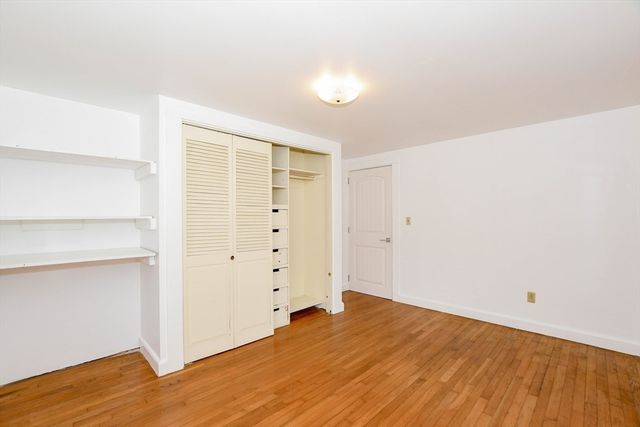 14 Crapo Street, Marion, MA 02738