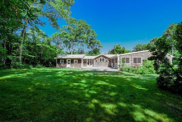 14 Crapo Street, Marion, MA 02738