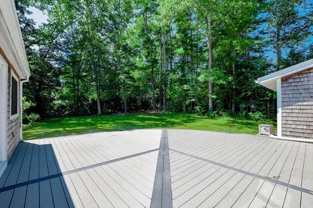 14 Crapo Street, Marion, MA 02738