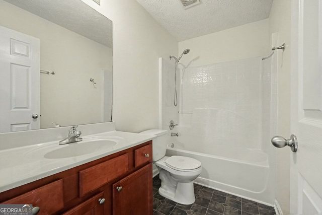 9464 Lakeview Road, Union City, GA 30291
