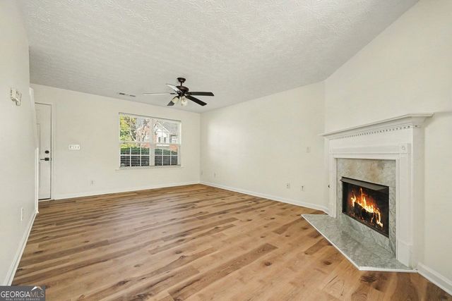 9464 Lakeview Road, Union City, GA 30291
