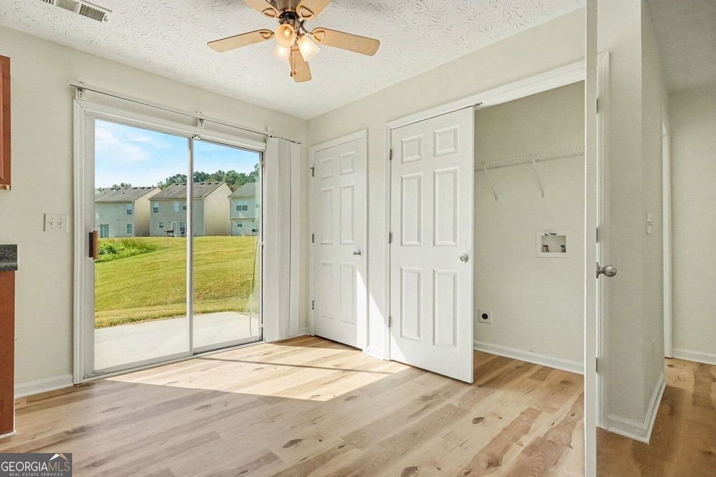 9464 Lakeview Road, Union City, GA 30291 — photo 4