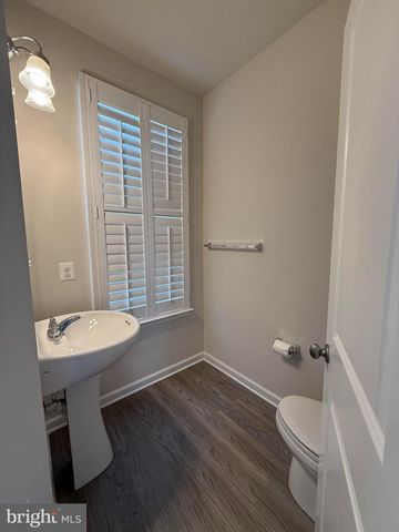 7464 WILMER WAY, Manassas, VA 20109