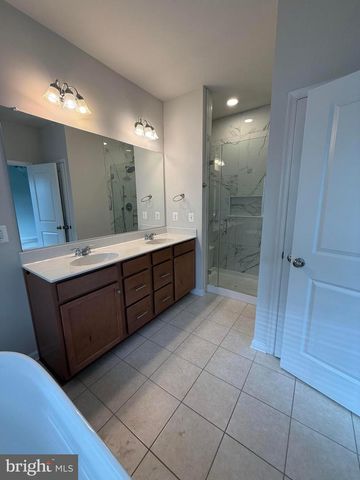 7464 WILMER WAY, Manassas, VA 20109