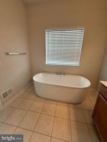 7464 WILMER WAY, Manassas, VA 20109