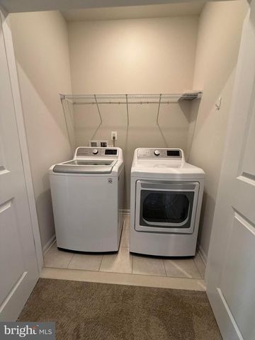 7464 WILMER WAY, Manassas, VA 20109