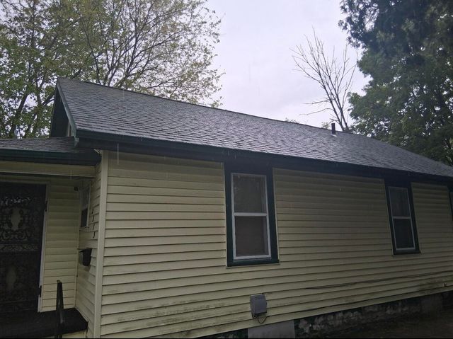 2313 Glenwood Avenue, Saginaw, MI 48601