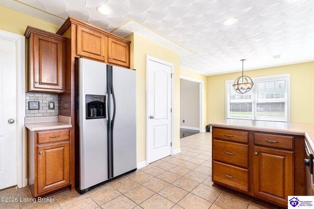 133 E Piedmont Drive, Vine Grove, KY 40175