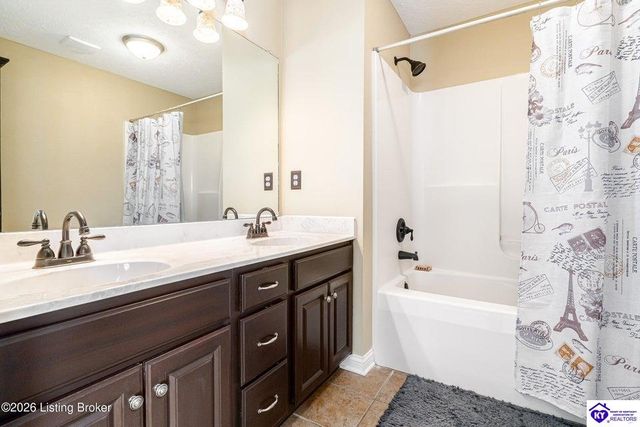 133 E Piedmont Drive, Vine Grove, KY 40175