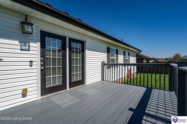 133 E Piedmont Drive, Vine Grove, KY 40175