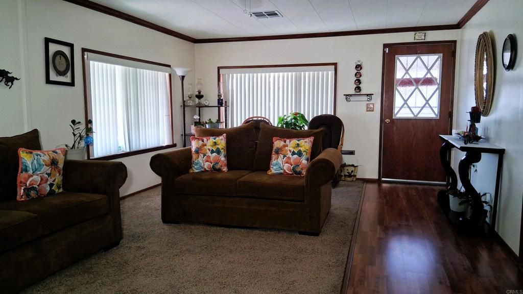 Image 5 of property listing at 1501 Anza Avenue SPC 82, Vista, CA 92084