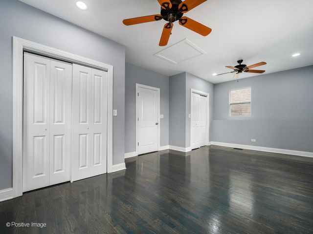 4530 W Maypole Avenue, Chicago, IL 60624