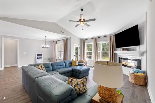 240 Sourgum Court, Zebulon, NC 27597
