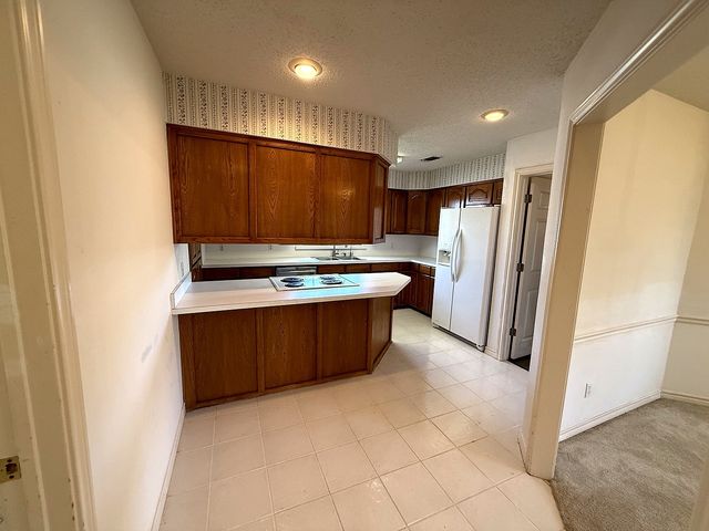 1001 Hunters Court, Sanger, TX 76266