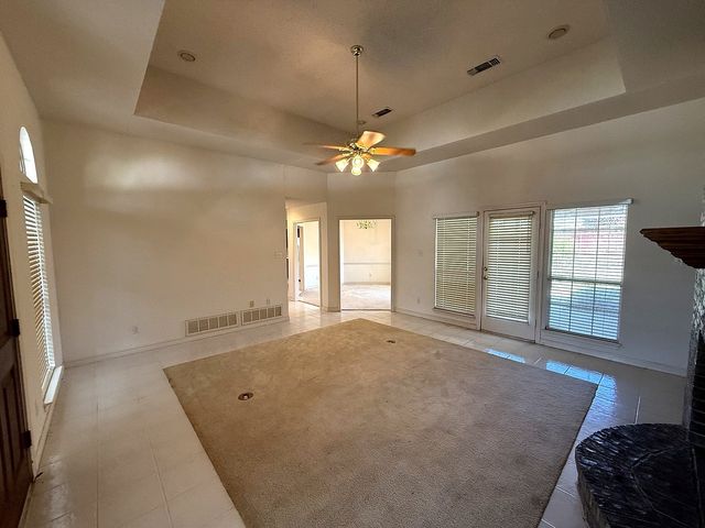 1001 Hunters Court, Sanger, TX 76266