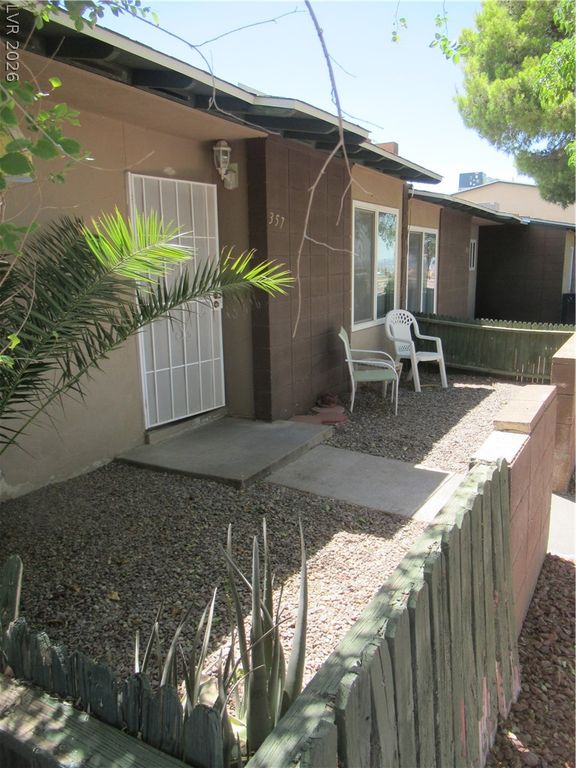 357 East VAN WAGENEN Street 0, Henderson, NV 89015 — photo 2
