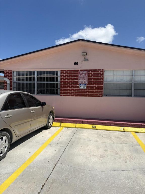 66 W 10th Street 4, Hialeah, FL 33010