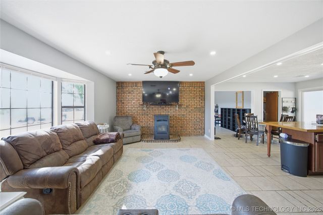 4882 W Hwy 31, Mcalester, OK 74501