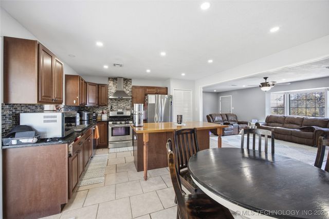 4882 W Hwy 31, Mcalester, OK 74501