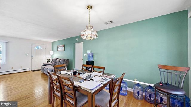 123 PINE ST, Wyoming, DE 19934