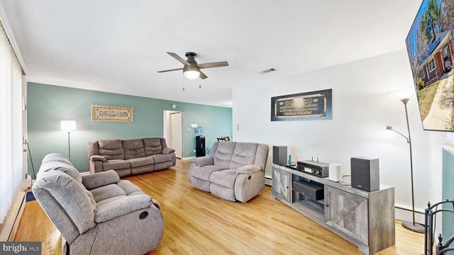 123 PINE ST, Wyoming, DE 19934