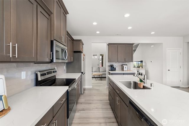 6653 Percy Lane SE, Tumwater, WA 98501