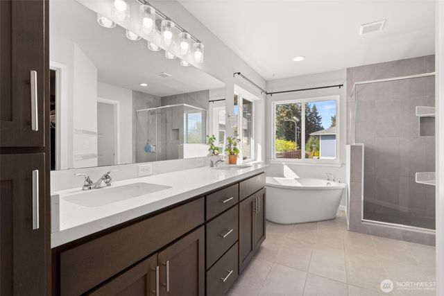 6653 Percy Lane SE, Tumwater, WA 98501