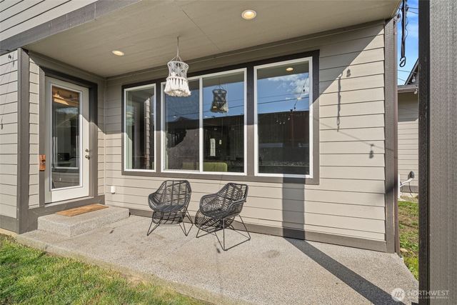6653 Percy Lane SE, Tumwater, WA 98501