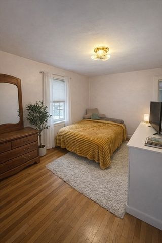 45 Mcphee Rd 1, Framingham, MA 01701