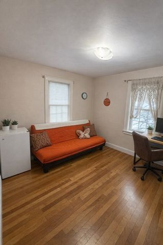 45 Mcphee Rd 1, Framingham, MA 01701