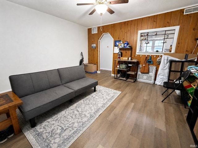 2504 E 13th Street, Muncie, IN 47302