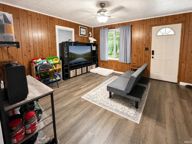 2504 E 13th Street, Muncie, IN 47302