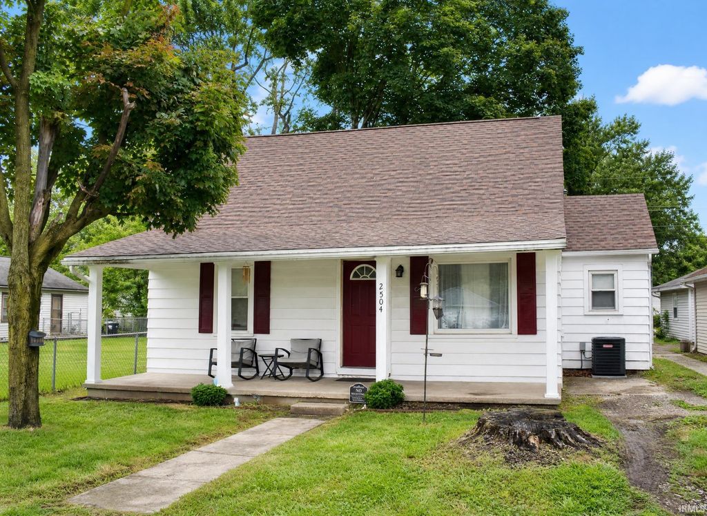 2504 E 13th Street, Muncie, IN 47302
