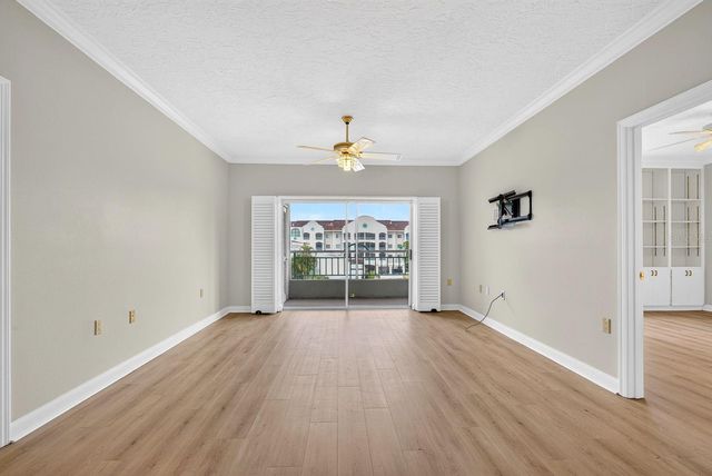 3731 SARASOTA SQUARE BOULEVARD 205D, Sarasota, FL 34238