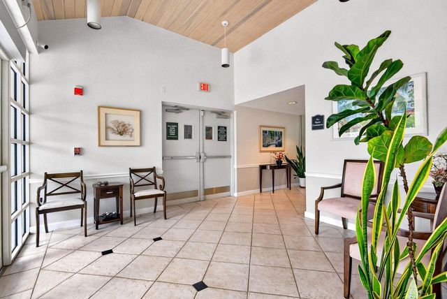 3731 SARASOTA SQUARE BOULEVARD 205D, Sarasota, FL 34238