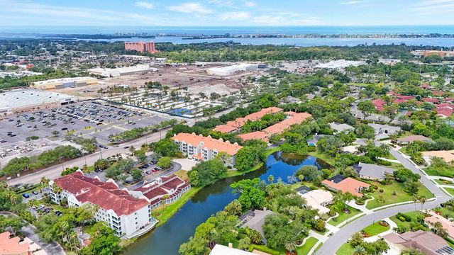3731 SARASOTA SQUARE BOULEVARD 205D, Sarasota, FL 34238