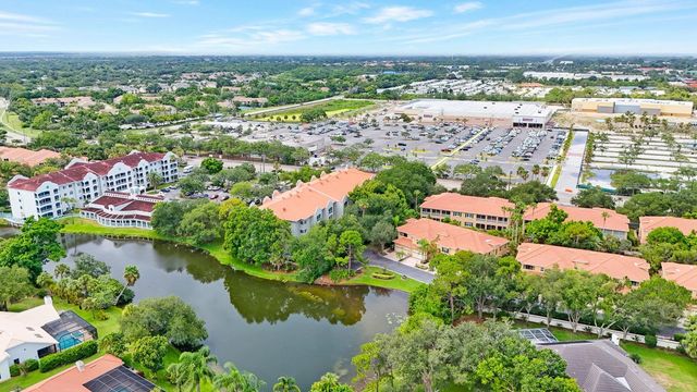3731 SARASOTA SQUARE BOULEVARD 205D, Sarasota, FL 34238