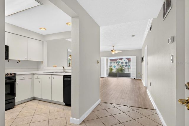 3731 SARASOTA SQUARE BOULEVARD 205D, Sarasota, FL 34238