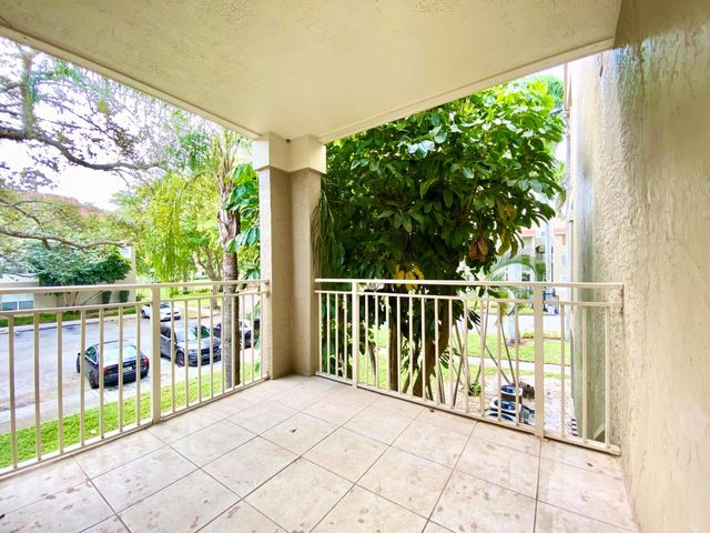 1705 Palm Cove Boulevard 201, Delray Beach, FL 33445