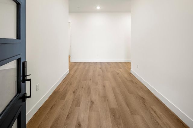 446 Canyon Creek Dr, Auburn, CA 95603